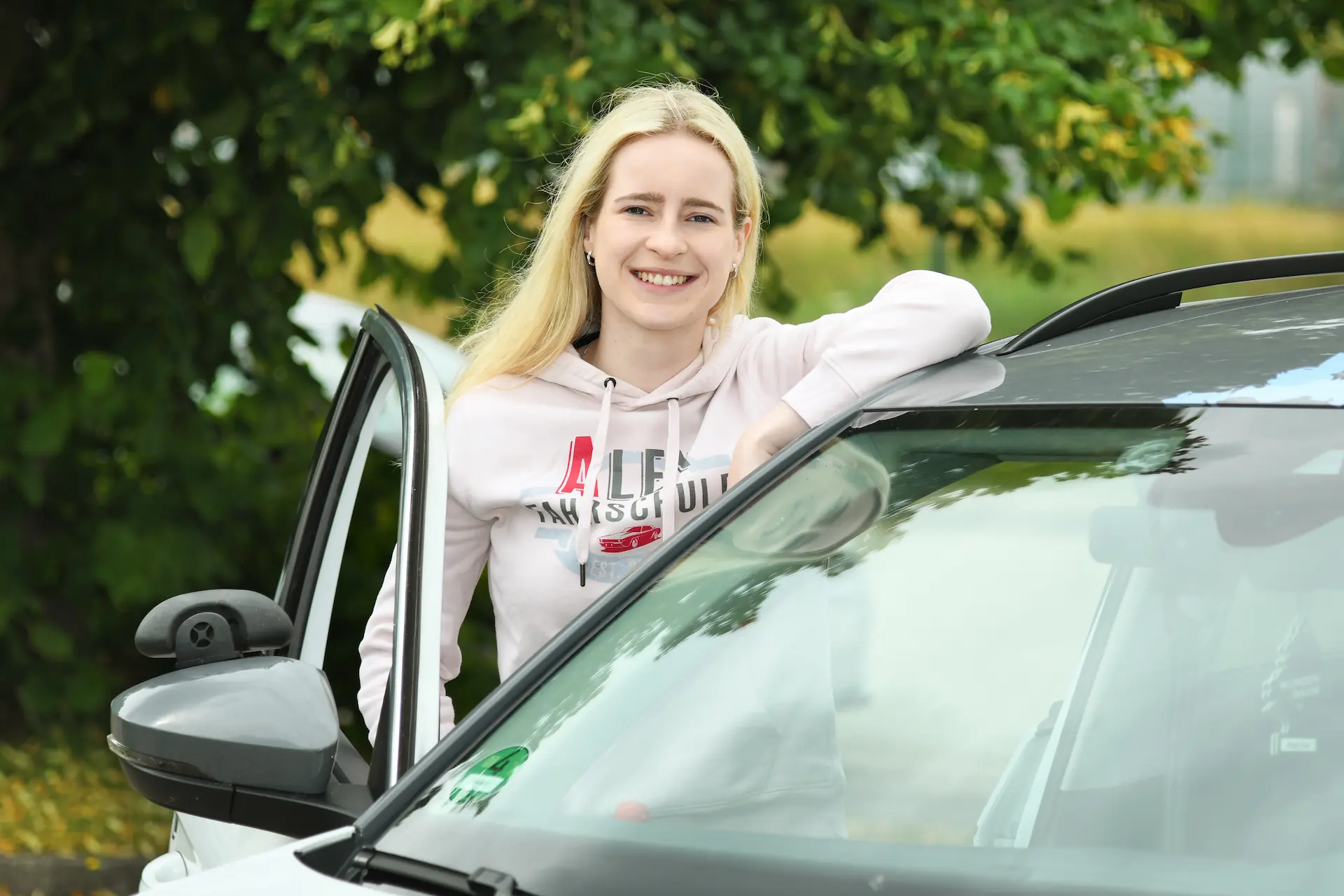 Pia, Ausbilderin in den Führerscheinklassen B, BE.